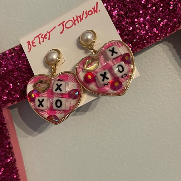 💋NWT BETSEY JOHNSON EARRINGS💋 - Picture 4 of 4